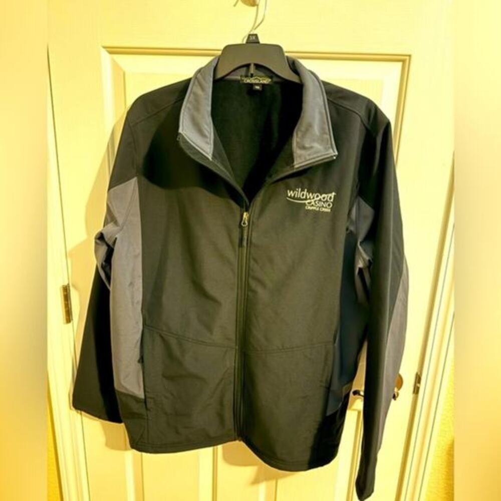 NWOT Crossland Wildwood Casino COLLECTORS full zip embroidered jacket size 2XL